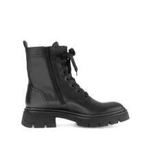 Load image into Gallery viewer, Gabor 7185227- Ankle Boot.
