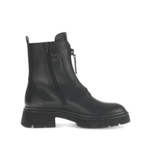 Load image into Gallery viewer, Gabor 7185420- Ankle Boot.
