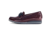 Load image into Gallery viewer, Gabor Wide Fit Bordo Loafer|7241588, mini wedge, autumn winter 2025
