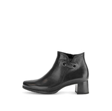 Load image into Gallery viewer, Gabor 7282757-Ankle Boot.
