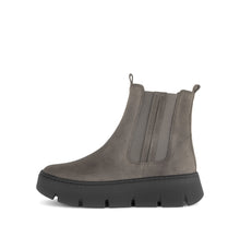Load image into Gallery viewer, Gabor Taupe Platform Chelsea Boot|7374310
