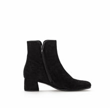 Load image into Gallery viewer, Gabor 7568017- Ankle Boot.
