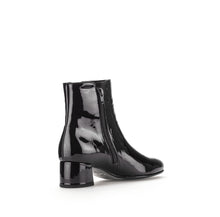 Load image into Gallery viewer, Gabor 7568097- Ankle Boot.

