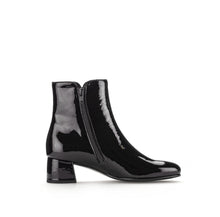 Load image into Gallery viewer, Gabor 7568097- Ankle Boot.
