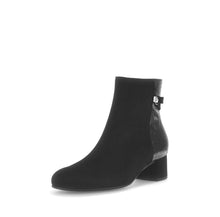 Load image into Gallery viewer, Gabor 7568317- Ankle Boot.

