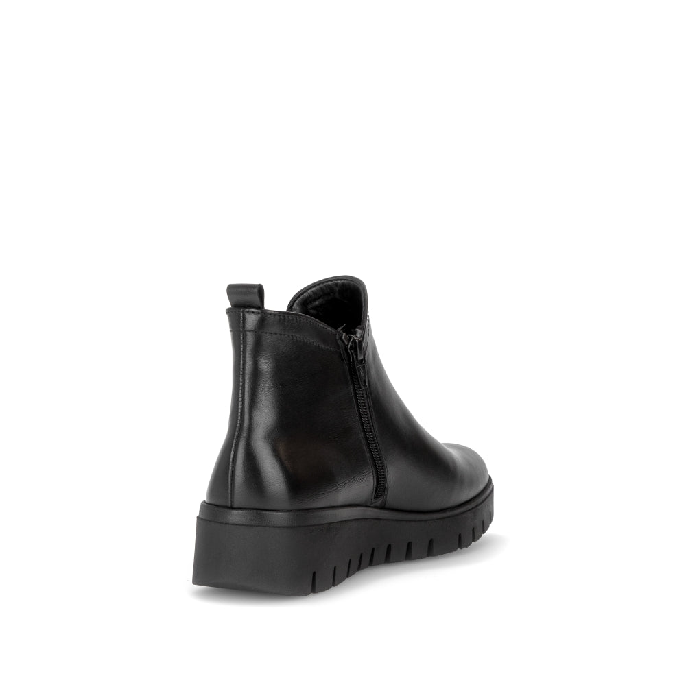 Gabor Black Chelsea Boot|801501003