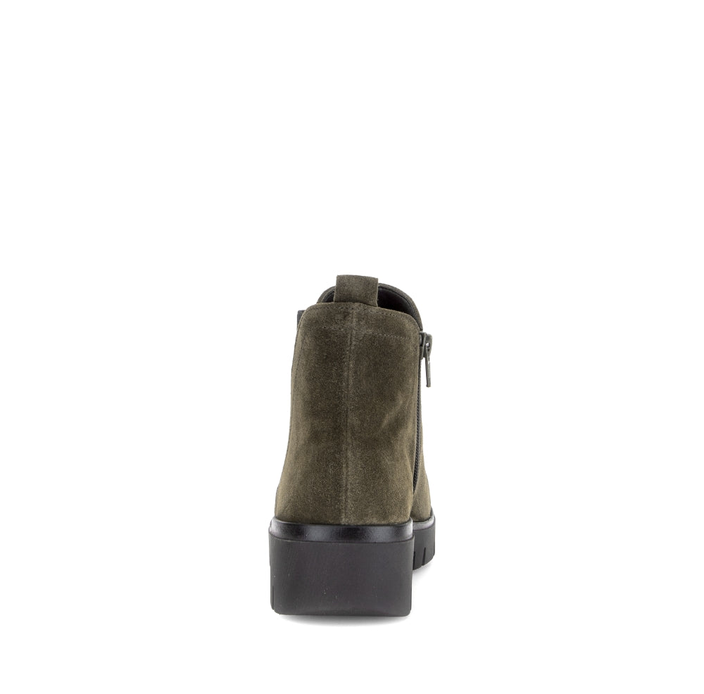 Gabor Green Suede Chelsea Boot|801501006