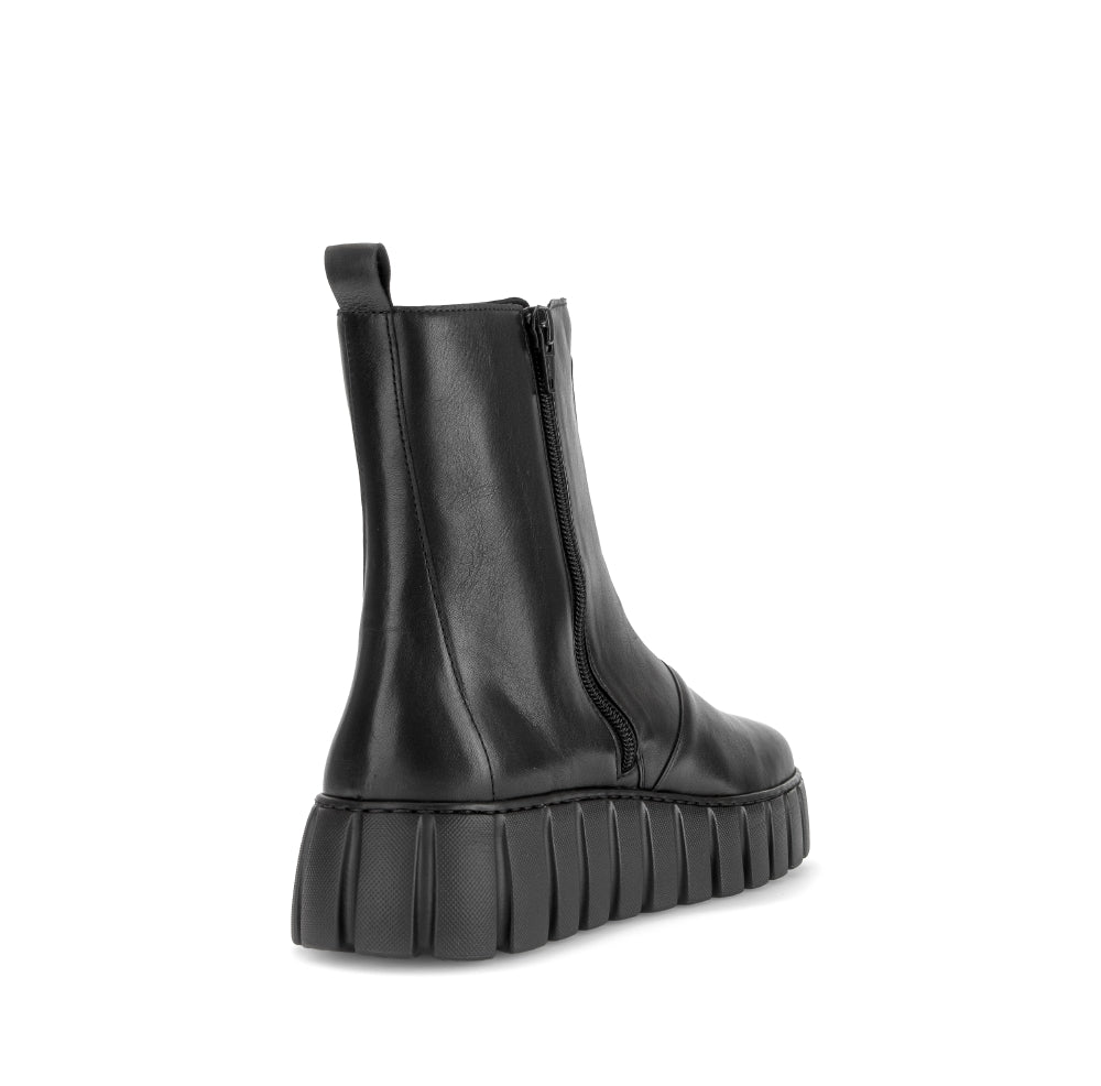 Gabor Black Leather Ankle Boot|801604001