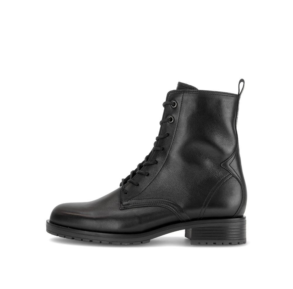Gabor Black Leather Laced Ankle Boot|803902001