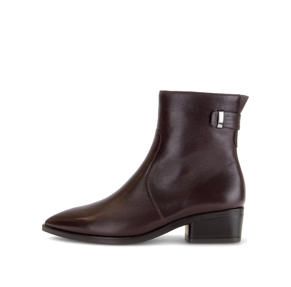 Gabor Burgundy Pointy Ankle Boot|806202001