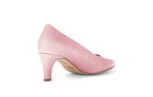Load image into Gallery viewer, Gabor Pink Leather Pump|8139020
