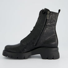 Load image into Gallery viewer, Paul Green 8216058- Ankle Boot.
