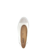 Load image into Gallery viewer, Gabor White and Silver Mini Wedge Pump|8604253
