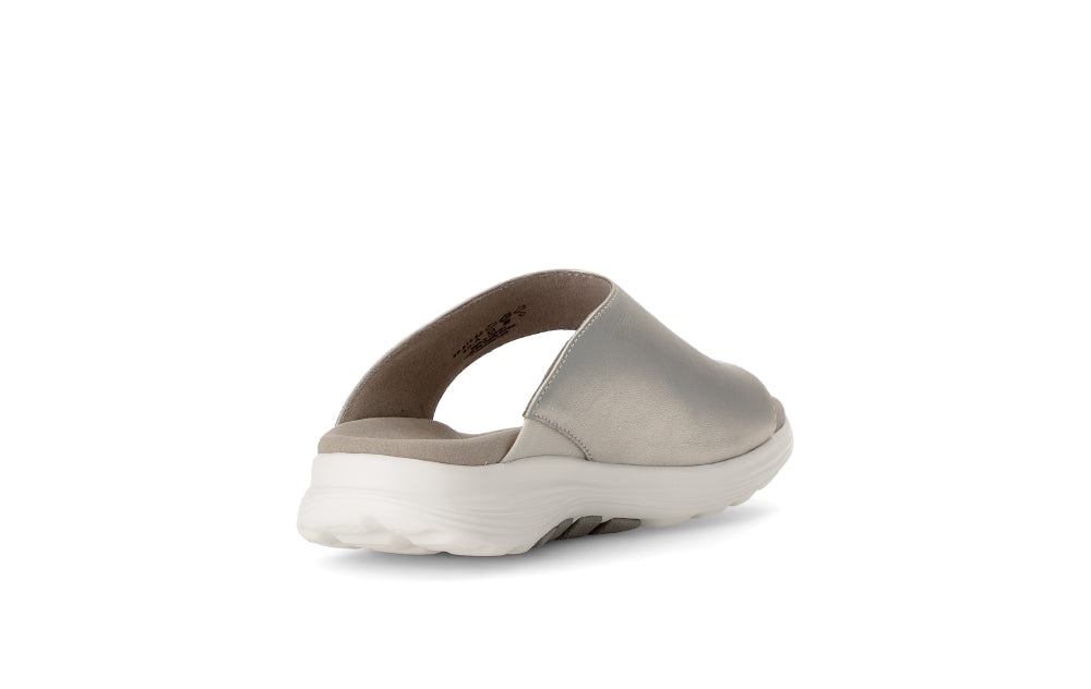 Rolling Soft Gold Comfort Sandal|8681262
