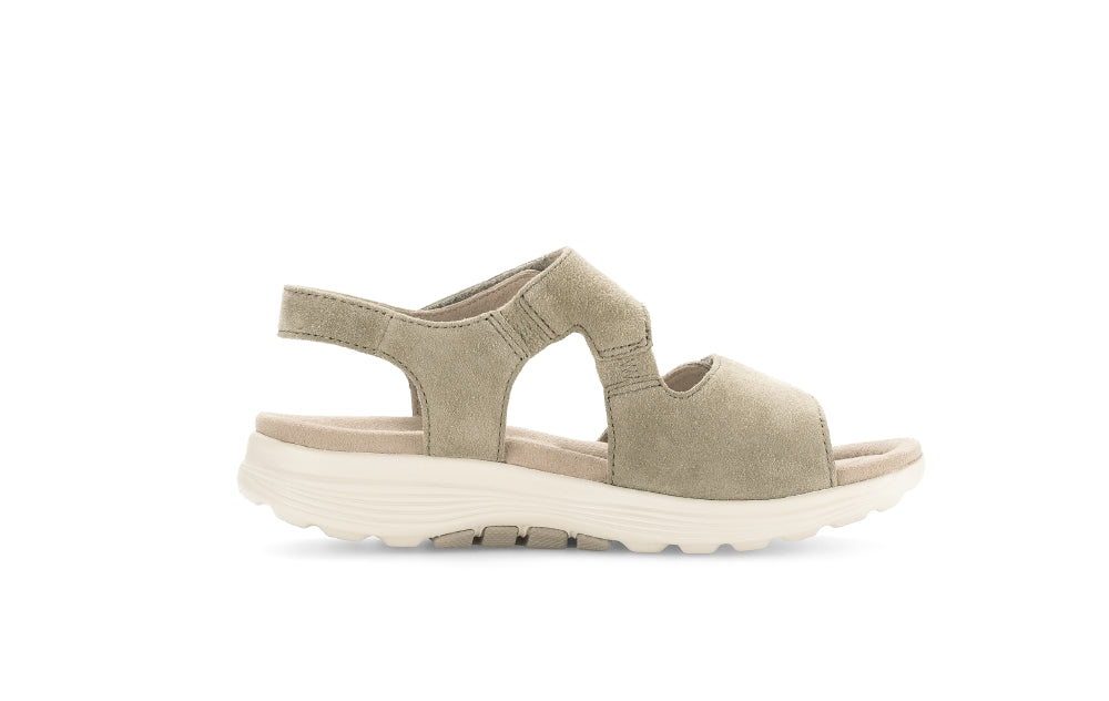 Rolling Soft Green Suede Sandal|8681511