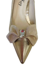 Load image into Gallery viewer, Karen Koo 829816110Z- Court Shoe.
