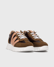 Load image into Gallery viewer, Wonders A2476CO- Trainer.
