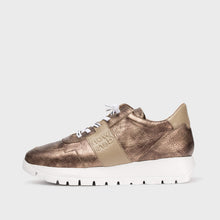 Load image into Gallery viewer, Wonders Metallic Gold Mini Wedge Trainer|A2492GLD
