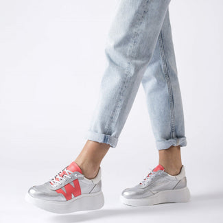 Wonders A3625SIL- Trainer.