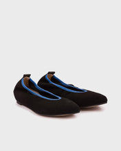 Load image into Gallery viewer, Black shoes with blue lining on a white background
