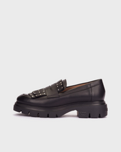 Load image into Gallery viewer, Wonders Black Fringe Platform Loafer|A4315BLK
