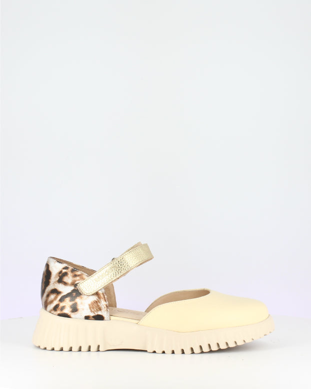 Wonders  Beige and Leo Print Wedge Sandal|A4412V