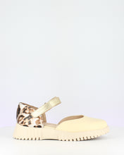 Load image into Gallery viewer, Wonders  Beige and Leo Print Wedge Sandal|A4412V
