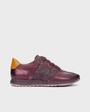Load image into Gallery viewer, Wonders Metallic Burgundy Trainer|A4810GRA
