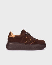 Load image into Gallery viewer, Wonders Brown and Gold Platform Trainer|A5201TES
