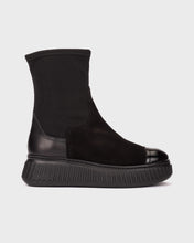 Load image into Gallery viewer, Wonders Black Platform Ankle Boot|A5207NE
