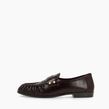 Load image into Gallery viewer, Lodi Embossed Print Burgundy Loafer| ANABELBU

