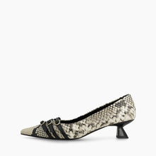 Load image into Gallery viewer, Lodi Snake Print Leather Kitten Heel Pump|ROMASNK
