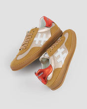 Load image into Gallery viewer, Another Trend A032M302- Trainer.
