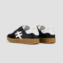 Load image into Gallery viewer, Anohter Trend A032V205- Trainer.
