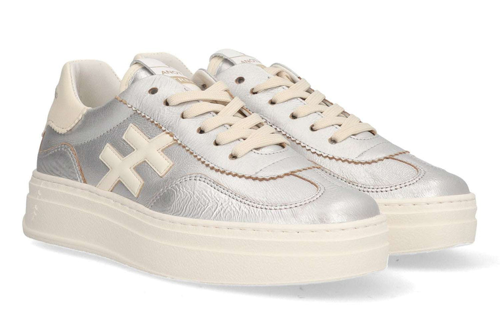 Another Trend A0352641- Trainer.