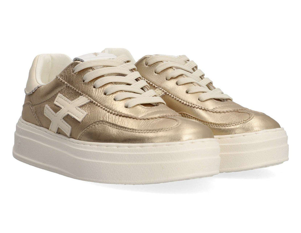 Another Trend A0352643- Trainer.