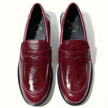 Load image into Gallery viewer, Pair of maroon loafers on a white background
