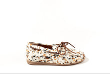 Load image into Gallery viewer, KMB Pony Print Moccasin|A7600P
