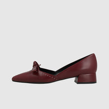 Load image into Gallery viewer, Lodi Soft Bordo Leather Covered Heel Pump|AMISTADBU

