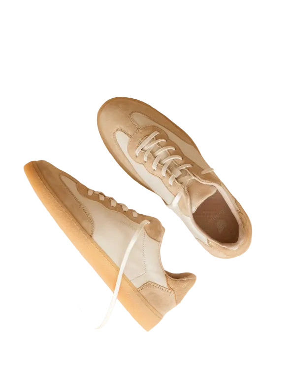 Bobbies Off-White & Iridescent Trainer|BAH02