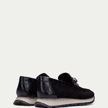 Load image into Gallery viewer, Hispanitas BHI25440BK- Loafer.
