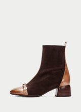 Load image into Gallery viewer, Hispanitas Brown Ankle Boot|BHI265016A
