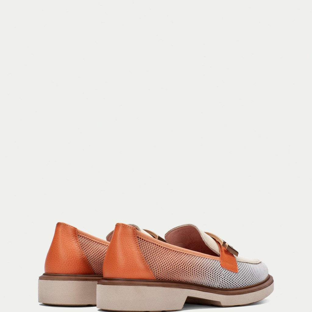 Hispanitas BHV254072C- Loafer.