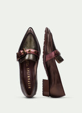 Load image into Gallery viewer, Hispanitas CHI254262B- Loafer.
