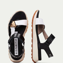 Load image into Gallery viewer, Hispanitas CHV253896M- Sandal.
