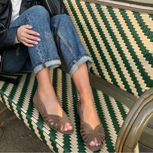 Load image into Gallery viewer, Copenhagen Dark Green Pump|CS8567GRN
