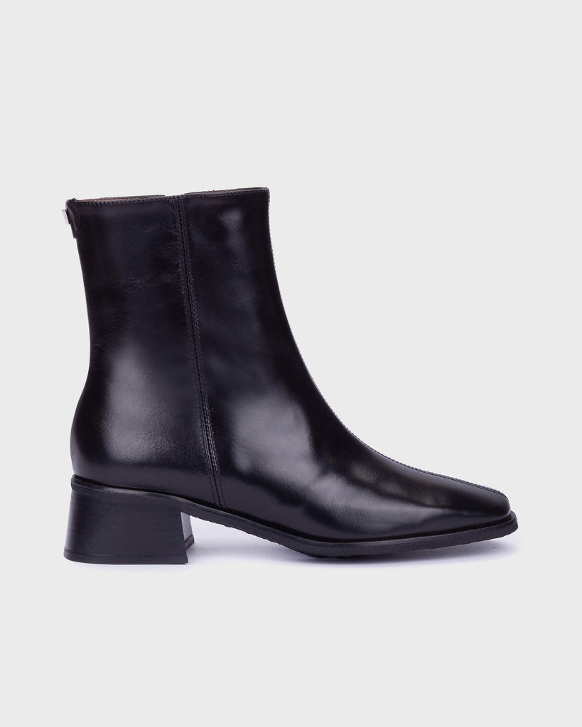Wonders Black Ankle Boot|D1601NE