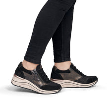 Load image into Gallery viewer, Remonte Wide Fit Black Trainer|D0T2303
