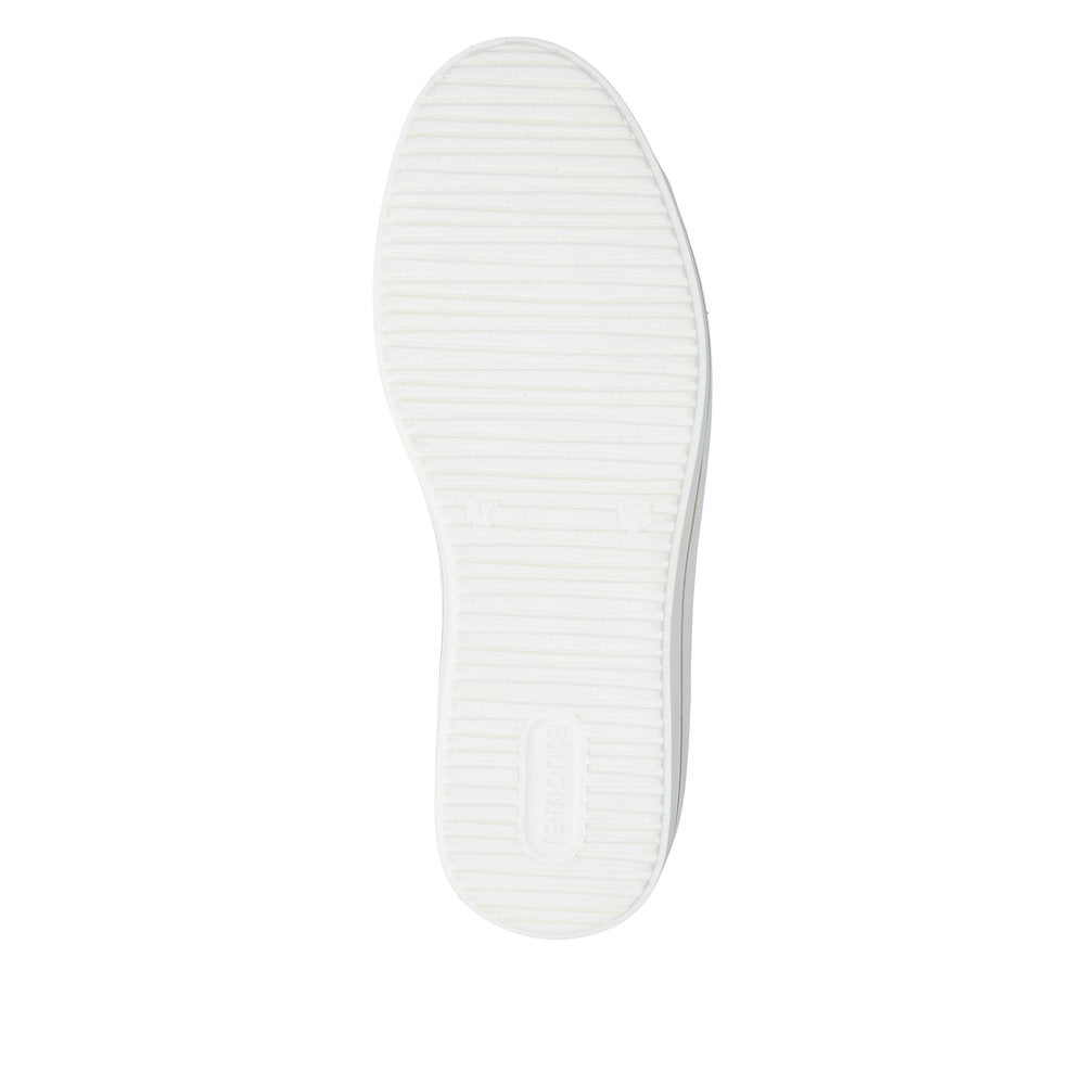 Remonte White and Leo Platform Trainer|D1C0185
