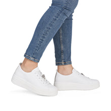 Load image into Gallery viewer, Remonte White Platform Trainer|D1C0382
